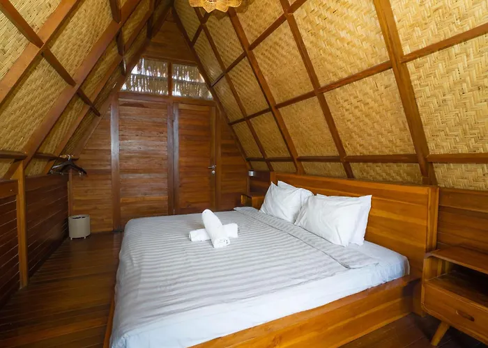 Segara Camp 3*